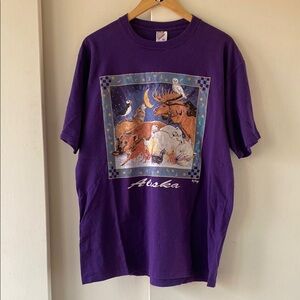 Vintage Alaska T-Shirt with Animal Print